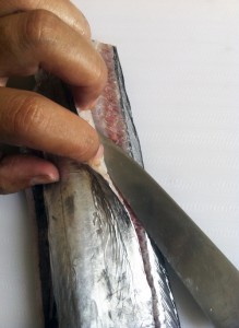 タチウオのさばき方