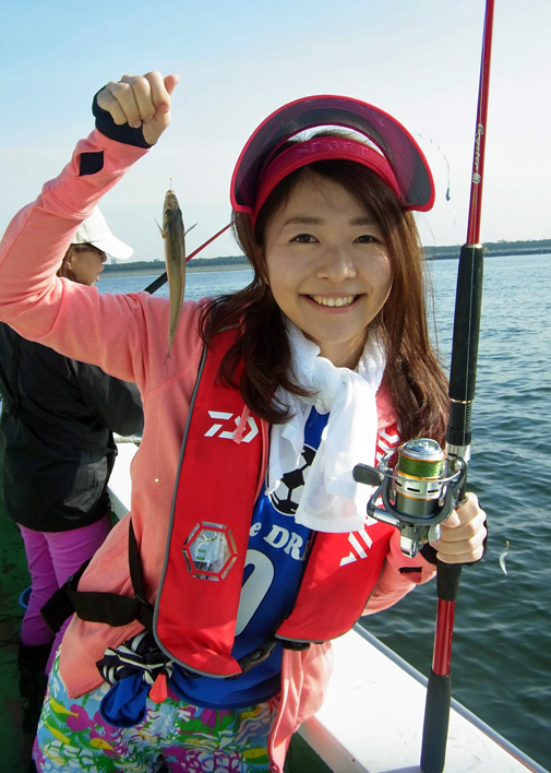 【5月10日】明日のライトマル・ムギイカ船は満船となりました。