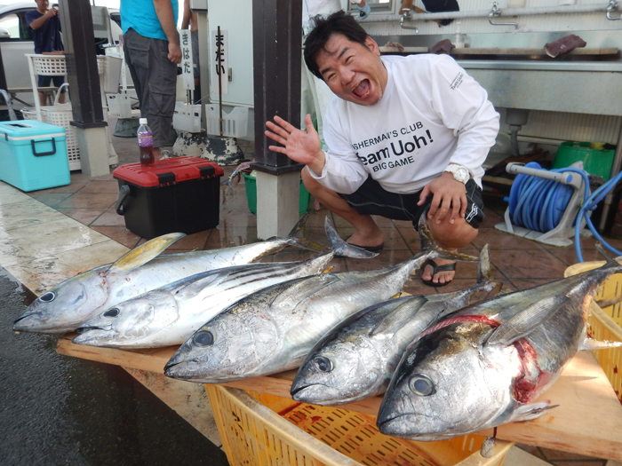 【8月1日】コマセ船もライブベイト船も、キメジの食い活発! エビングではキハダのバレ、2回!