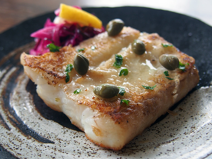 ヒラメの昆布締め、ムニエル