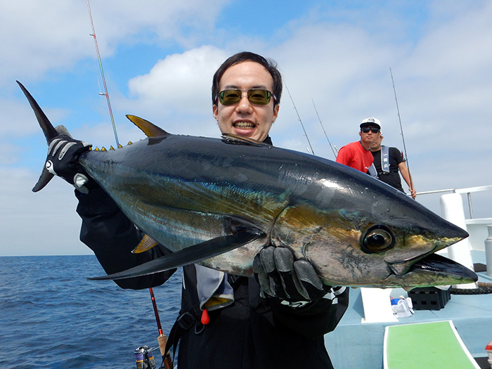 【速報】とうとうキャッチ!　ルアーシイラ船で、キメジ9.7キロ!