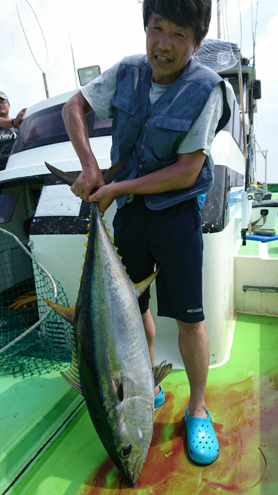 【速報】エビングで３尾、エサで１尾。シケ後もキハダ爆釣!　ライト五目ではカマスのトップ54尾!