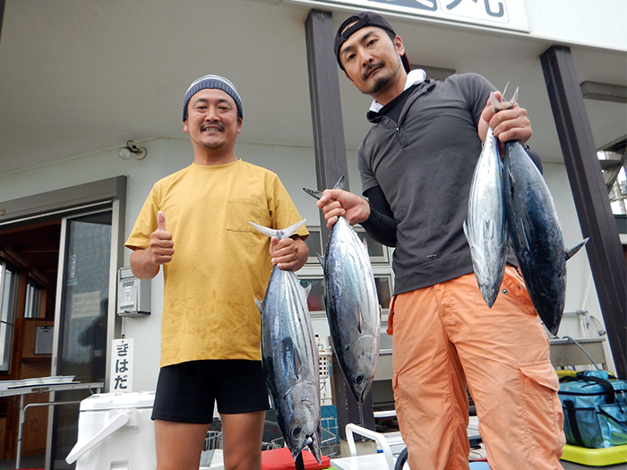 【8月28日】今日もエビングでキハダマグロをキャッチ！　台風のため明日は休船します