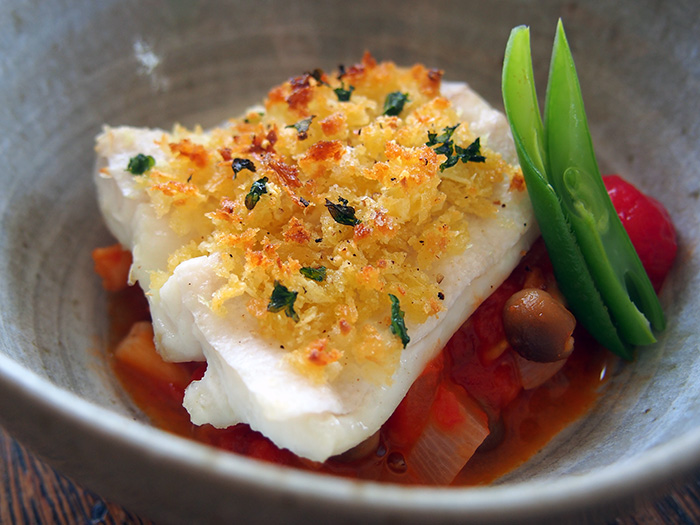 ヒラメのトマトソース