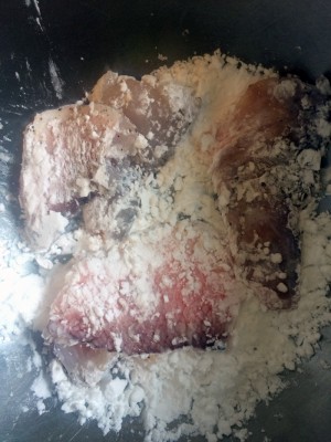 ウロコ付きアマダイの唐揚げ